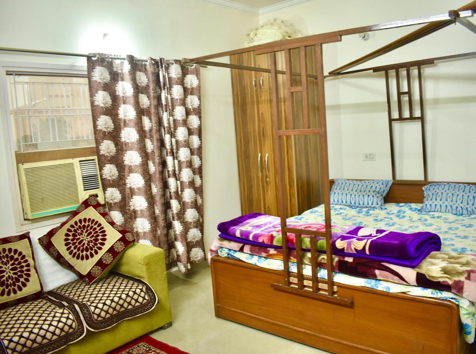 Abhilasha Villa Фаридабад Экстерьер фото